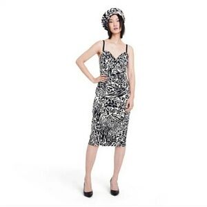 Black and White Sweetheart Neckline Bodycon Midi Dress